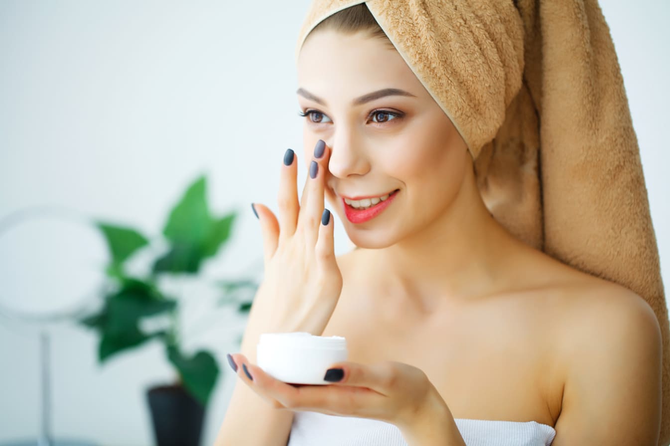 Skincare Routine for oily Skin - Moisturize Your Skin