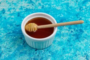 raw honey for Pimple